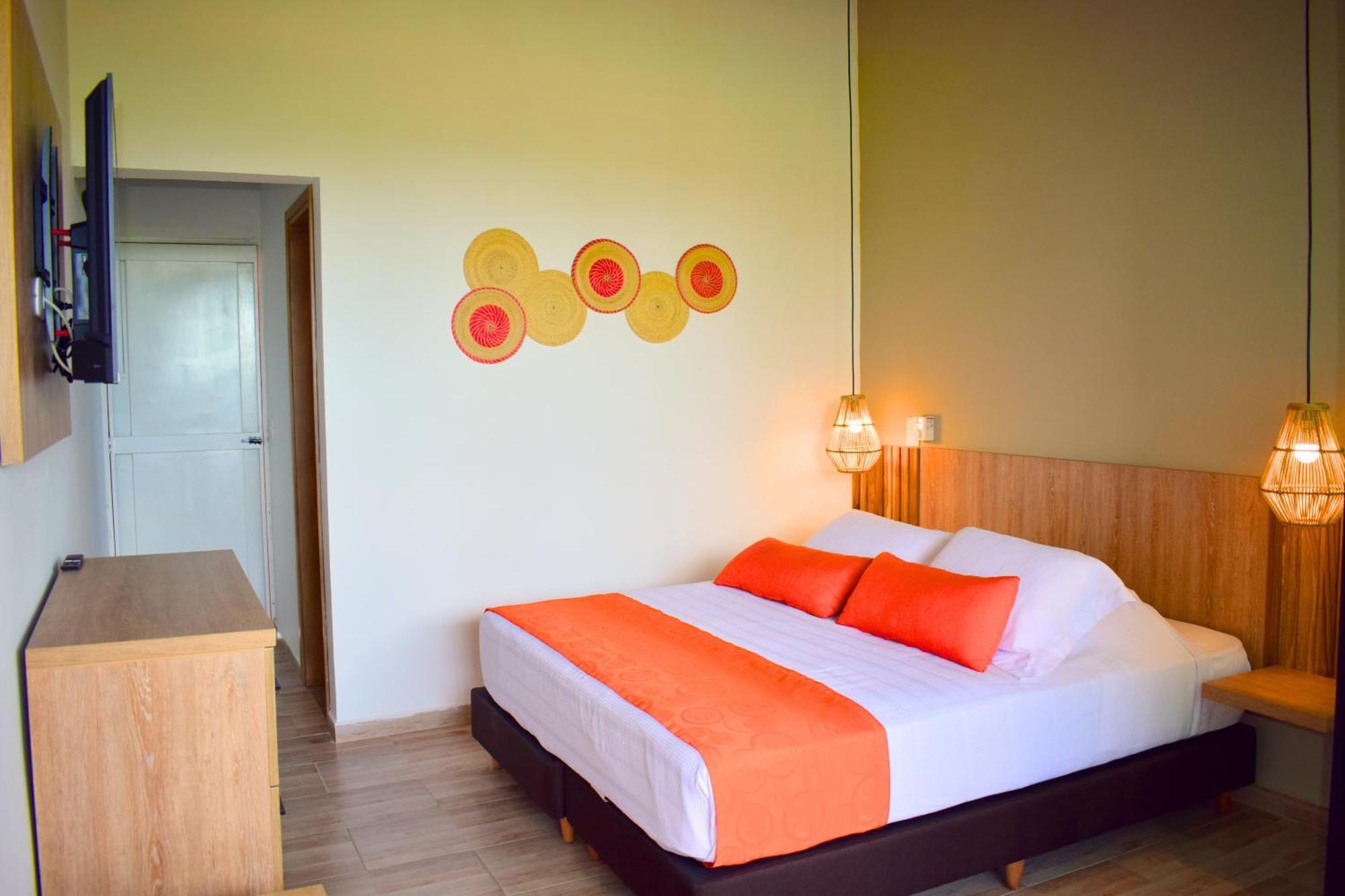 Hotel Parque De Los Arrieros Монтенегро Екстериор снимка