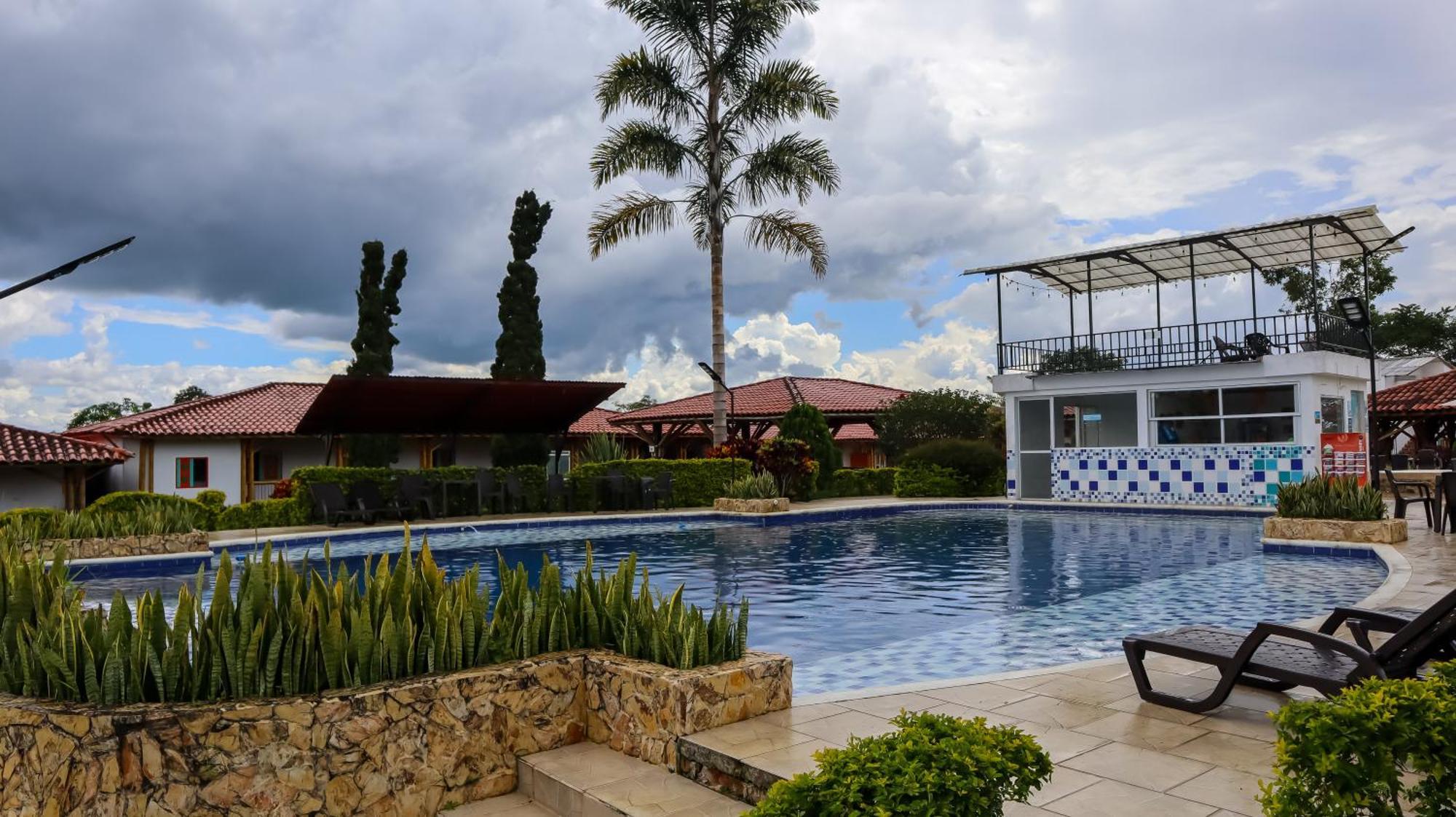 Hotel Parque De Los Arrieros Монтенегро Екстериор снимка
