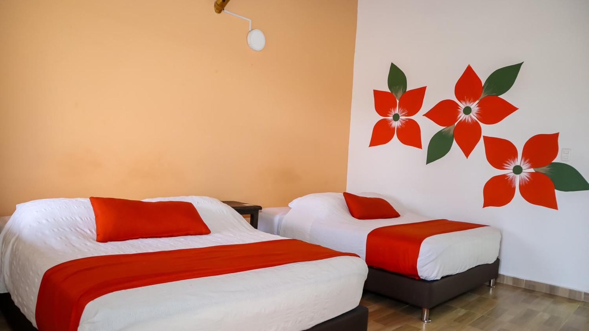 Hotel Parque De Los Arrieros Монтенегро Екстериор снимка